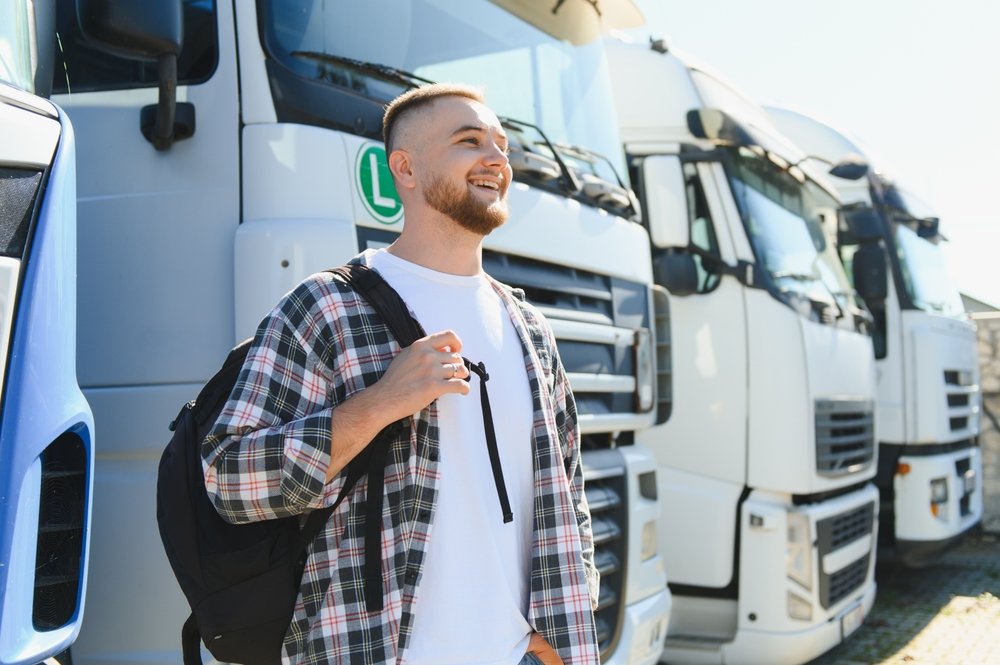 Orientation & First 90 Days: Truck Driver Orientation: What to Expect & What to Pack